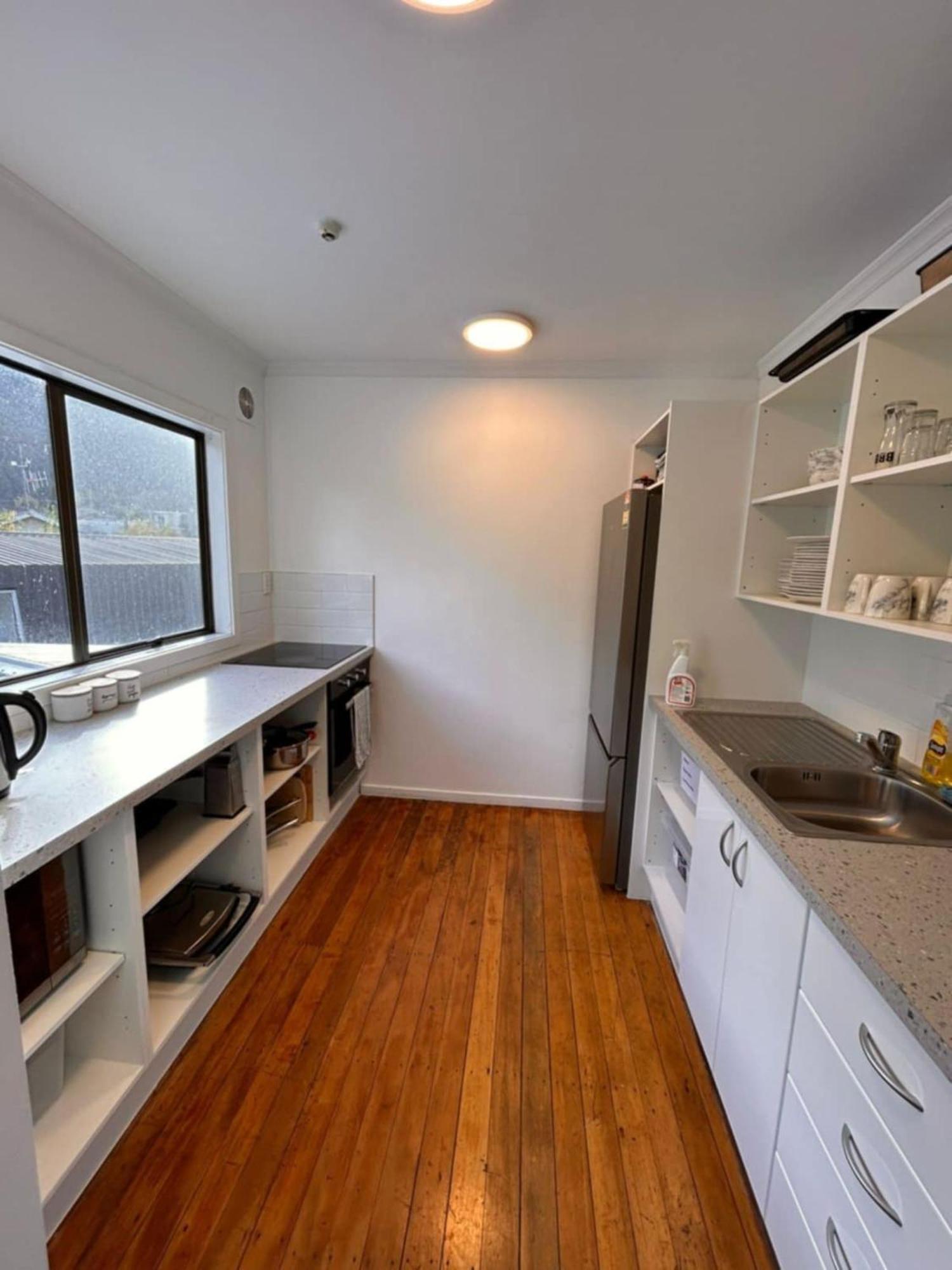 Aspen Lodge Backpackers Queenstown Bagian luar foto
