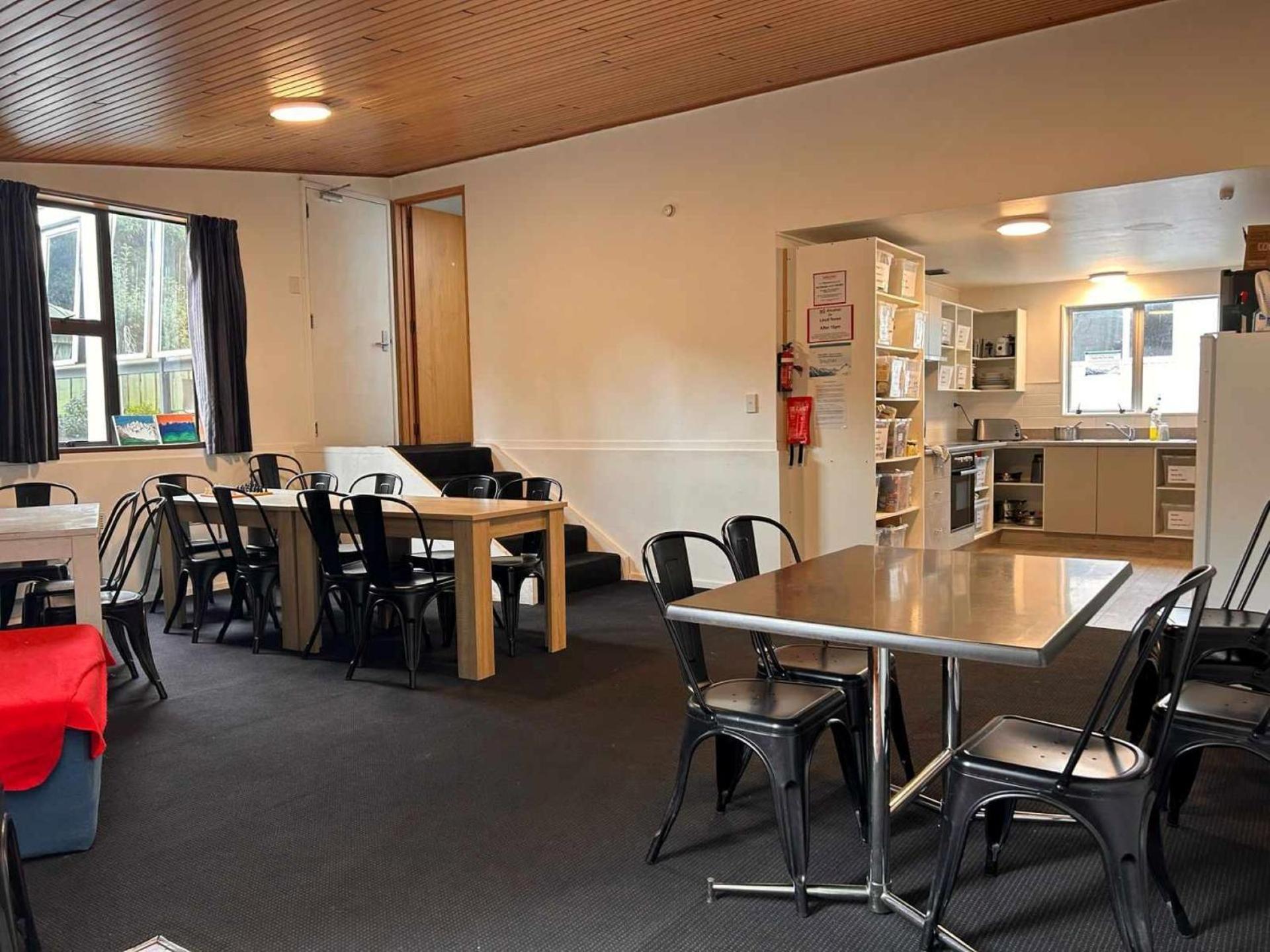 Aspen Lodge Backpackers Queenstown Bagian luar foto